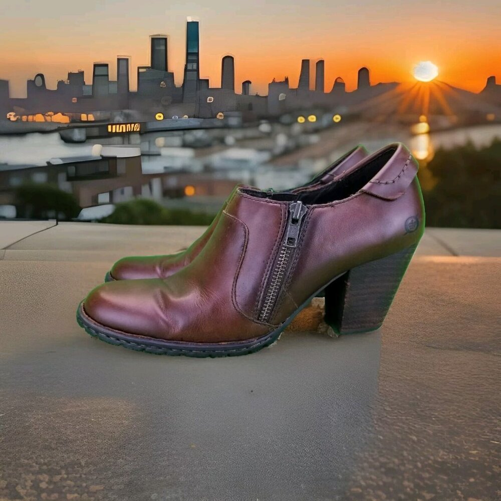 ✅BORN Carteret Brown Leather Side Zip Block Heel Ankle Booties/Shoes Women's 8.5